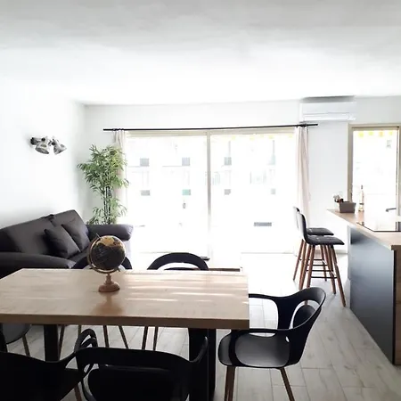 Apartment Luxe 6 Couchages Proxi Bord De Centre Cannes